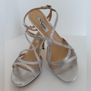 Nina Silver Shimmering Strappy Elegent Heels Size 8 1/2